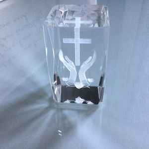 Laser Etched Crystal Paperweight With Hands,  Flowers, And Cross